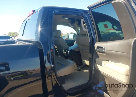 2007 Toyota Tundra Sr5 4.7L V8 z USA, uszkodzony, nr VIN 5TFRT541X7X014598